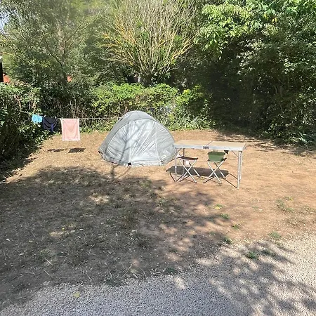 Camping Sainte Victoire Beaurecueil Exterior foto